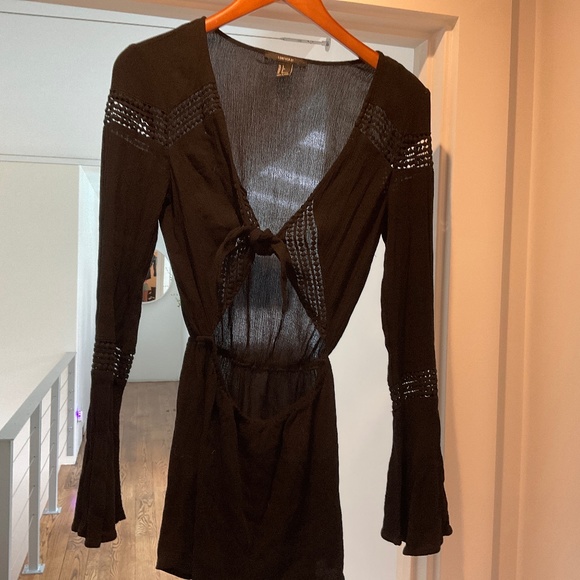 Black romper - Picture 3 of 3